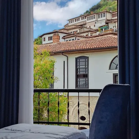 Mishel Bed & Breakfast 4*