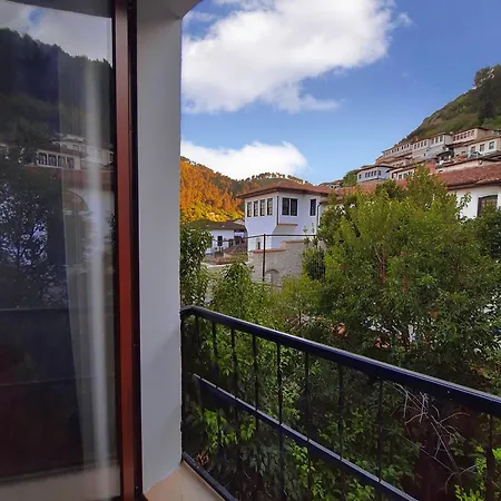 Mishel Bed & Breakfast 4*