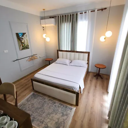 Bed & Breakfast Mishel 4*