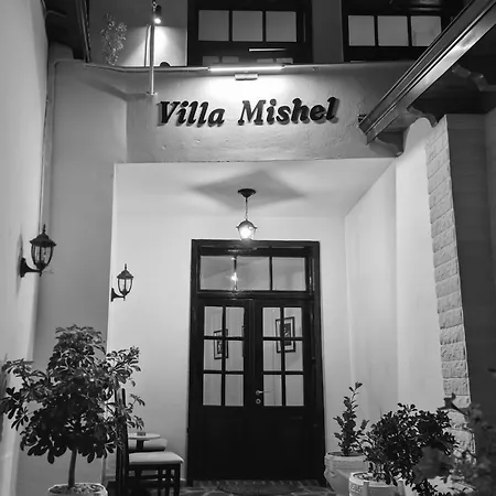 Oda ve Kahvaltı Mishel Berat