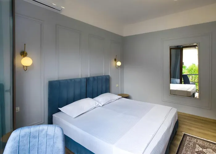 Mishel Alojamento de Acomodação e Pequeno-almoço 4*