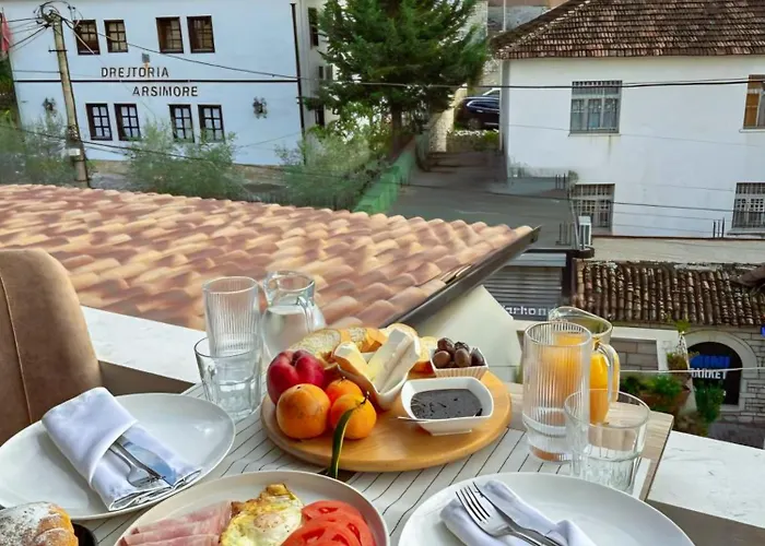 Alojamento de Acomodação e Pequeno-almoço Mishel Berati